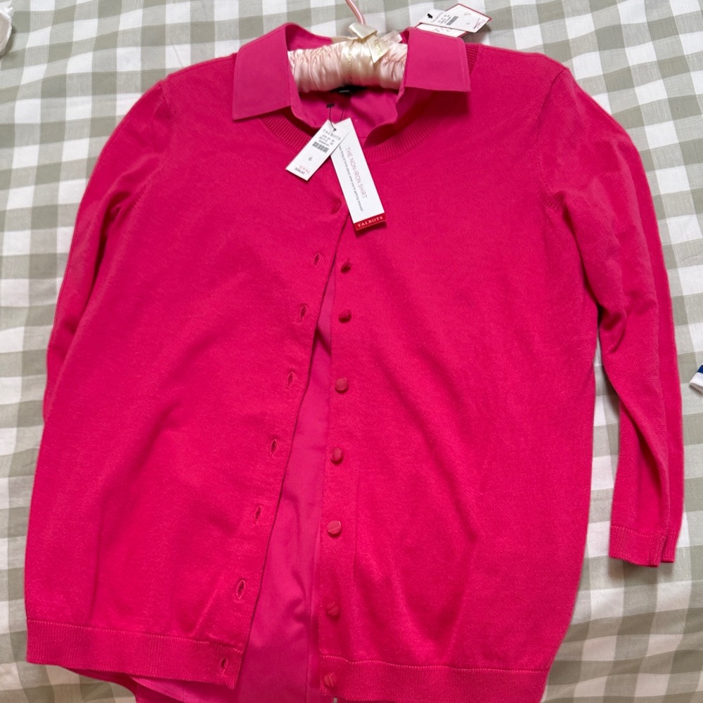 Talbots Non-Iron Button-Up sleeveless blouse & Sweater in same color